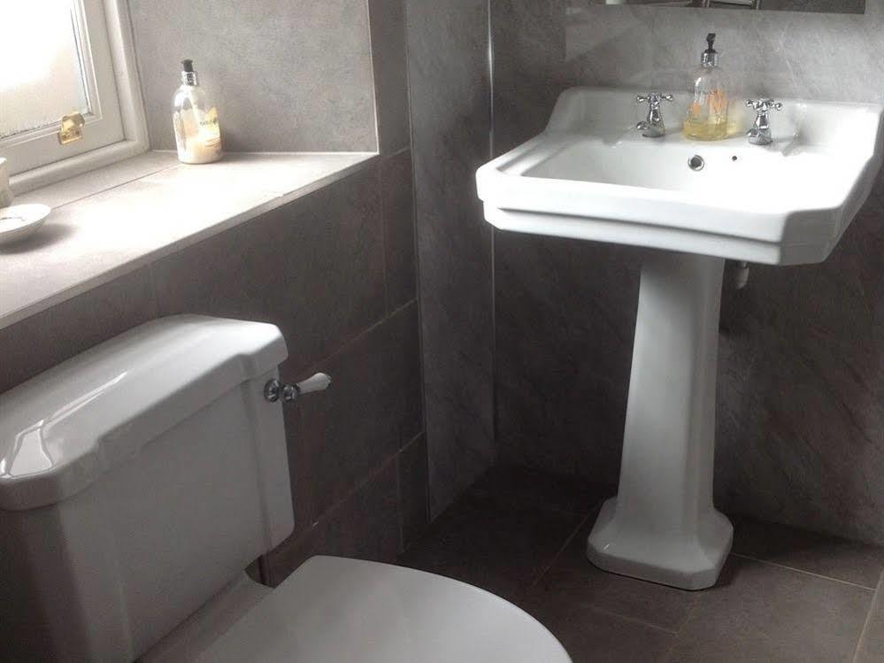 The Hopetoun Arms Hotel Leadhills Екстер'єр фото